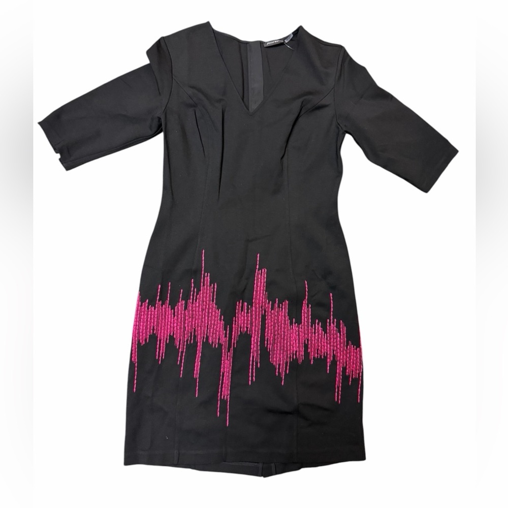 Josie Natori Black Ponte Dress Pink Waveform Graphic Sheath NWT 8 - Picture 2 of 11
